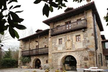 Posada La Torre De La Quintana - Liendo