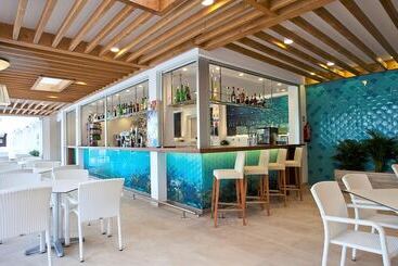 Puerto Azul Suite