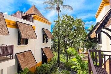 Paradox Resort Phuket Sha Plus