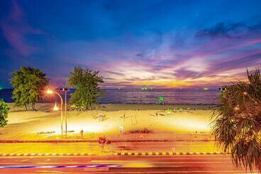 Paradox Resort Phuket Sha Plus