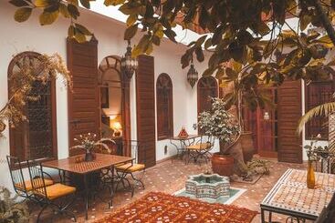Riad Sable Chaud