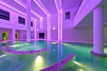 Urh Hotel Spa Zen Balagares - Corvera de Asturias
