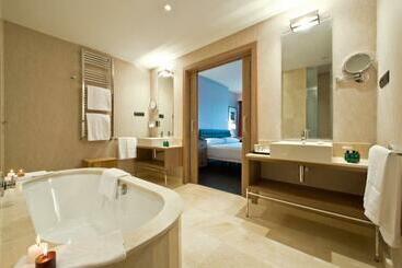 Urh Hotel Spa Zen Balagares
