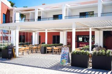 Vitor S Village
