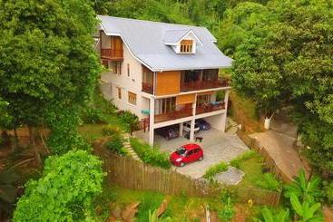 Fler Payanke Apartment - Anse Royale