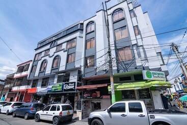 هتل Ayenda Calypso 1142