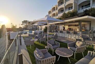 Anthemis Hotel Apartments
