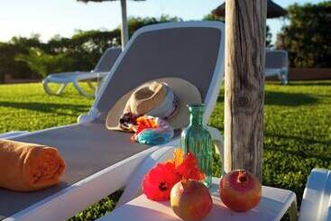 Apartamentos Sol Romántica By Dot Suites