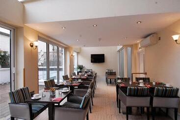 تختخواب و صبحانه Astors Belgravia