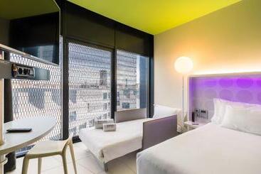 هتل Barcelo Raval