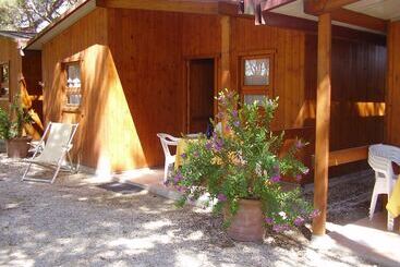 هتل Camping Village Riviera