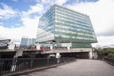 Citrus Hotel Cardiff By Compass Hospitality