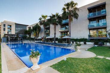 هتل Golden Residence