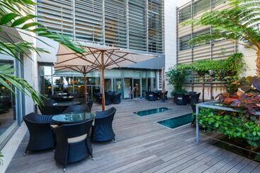 هتل Golden Residence