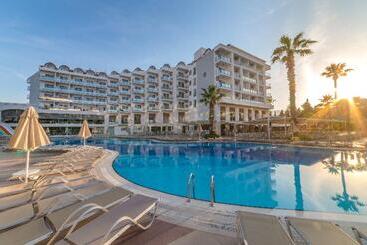 هتل Grand İdeal Premium