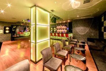 Отель Grand İdeal Premium