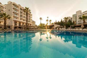 Отель Grand İdeal Premium