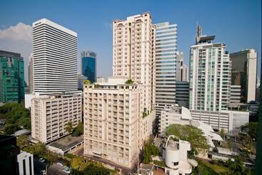 هتل Grand Mercure Bangkok Asoke Residence