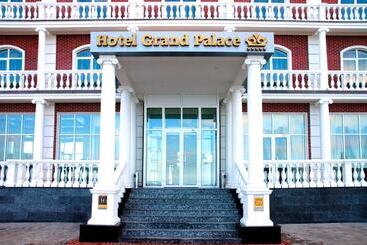 酒店 Grand Palace