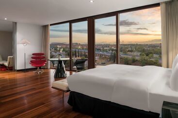 هتل Hilton Madrid Airport