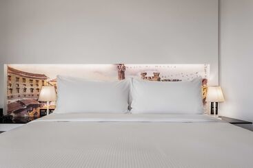 هتل Hilton Madrid Airport