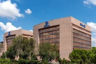 هتل Hilton Madrid Airport