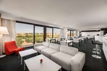 هتل Hilton Madrid Airport