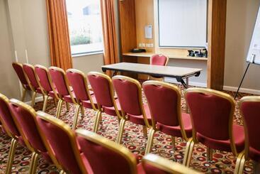 هتل Holiday Inn Express Antrim, An Ihg