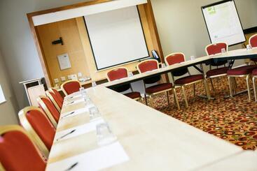 هتل Holiday Inn Express Antrim, An Ihg