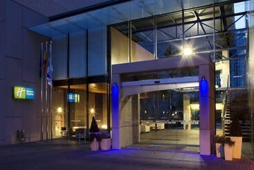 هتل Holiday Inn Express Barcelona City 22@, An Ihg