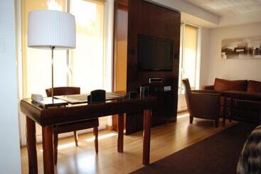 هتل Hôtel Ariane & Spa