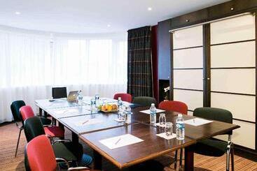 هتل Hôtel Mercure Rennes Cesson