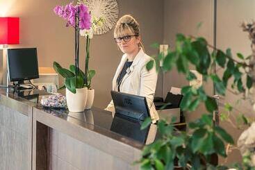 هتل Hôtel Mercure Rennes Cesson