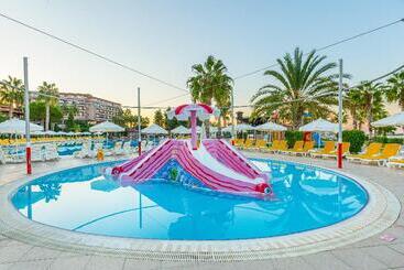 هتل Justiniano Club Park Conti