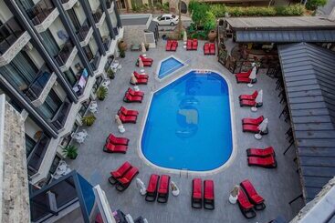 Fatih Hotel Kleopatra