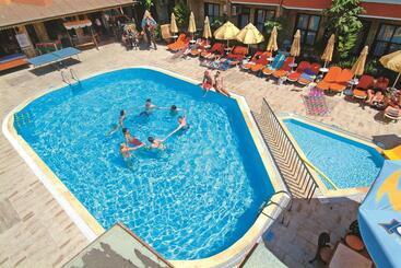 Fatih Hotel Kleopatra