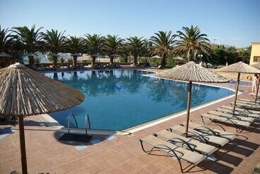 هتل Lemnos Village Resort