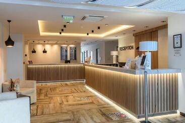 هتل Lion Sunny Beach