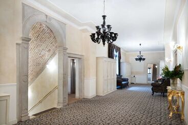 هتل Maison Venezia | Una Esperienze