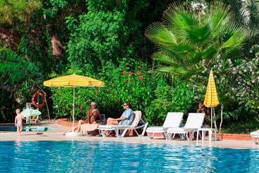 هتل Miarosa Incekum West Resort