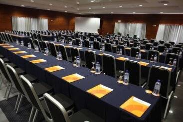 هتل Montebelo Indy Maputo Congress