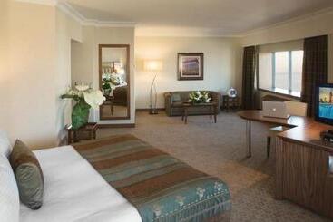 Mövenpick Hotel Izmir - Izmir