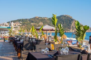 Royalisa Palmiye Beach Hotel Adult Only