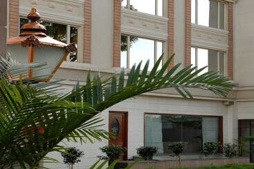 هتل Park Plaza Jodhpur