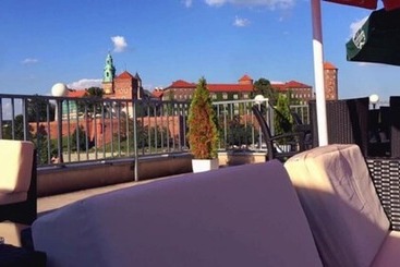 هتل Poleski
