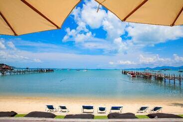 هتل Punnpreeda Beach Resort   Sha Plus Certified