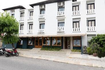 هتل Punnpreeda Beach Resort   Sha Plus Certified