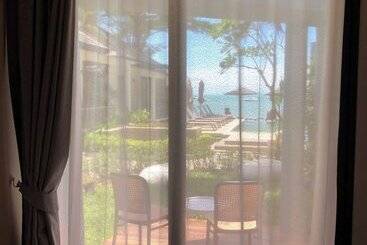 هتل Punnpreeda Beach Resort   Sha Plus Certified