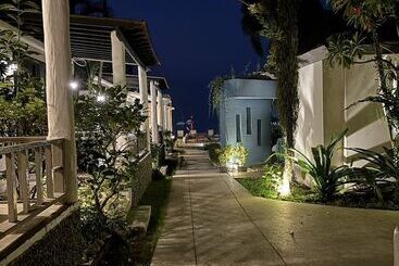 酒店 Punnpreeda Beach Resort   Sha Plus Certified