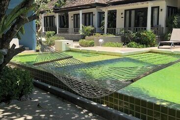 هتل Punnpreeda Beach Resort   Sha Plus Certified